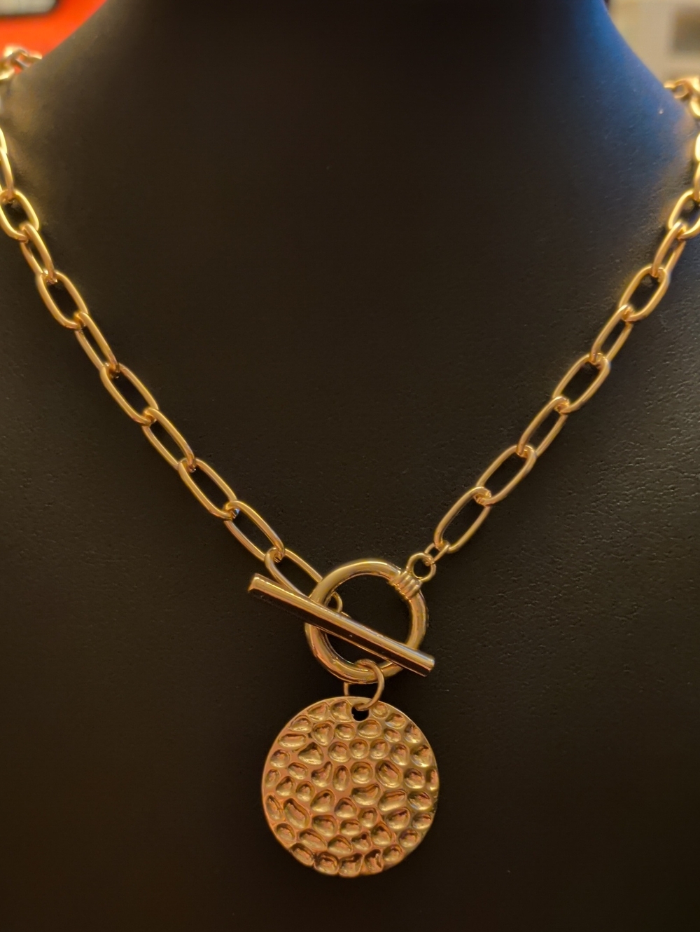 Stylish Gold-Tone Hammered Disc Toggle Necklace 19" Long